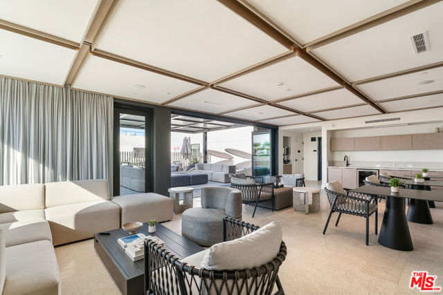 3688 Overland Avenue, Los Angeles CA: https://media.crmls.org/mediaz/5c5a358b-1665-47fb-8571-fcff4d178004.jpg