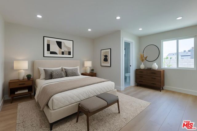 7444 Ostrom Avenue, Lake Balboa CA: https://media.crmls.org/mediaz/5c5f03d3-32d4-4536-b4f5-243e1c64fea0.jpg