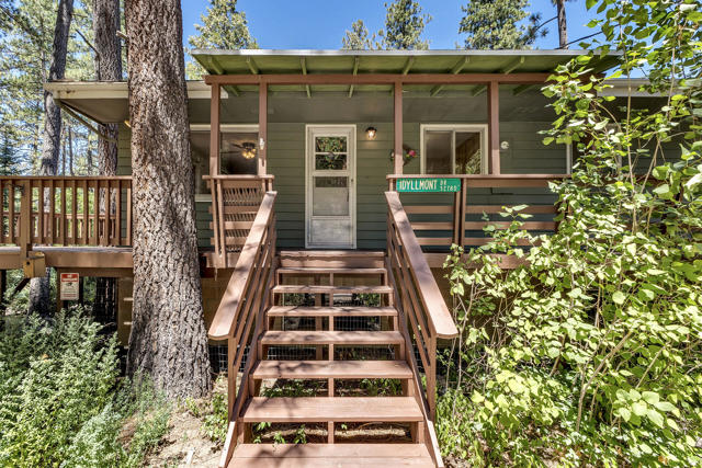 52780 Idyllmont Rd, Idyllwild, CA 92549