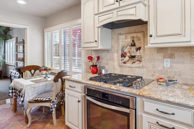 26231 Isabella Avenue, Carmel CA: https://media.crmls.org/mediaz/5c5fcc30-bdef-4ec8-96fe-c41929409a69.jpg