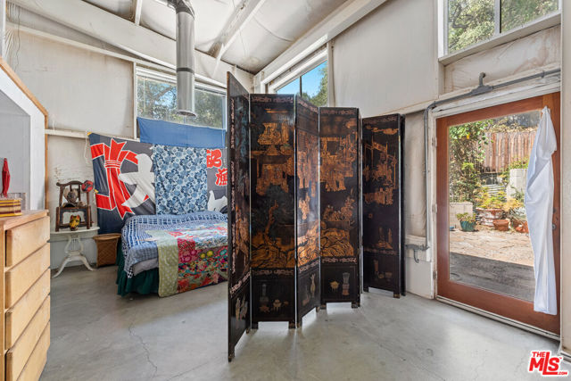 6349 Blanchard Canyon Road, Tujunga CA: https://media.crmls.org/mediaz/5c600363-4795-4c1b-a8a3-ba046f59927e.jpg