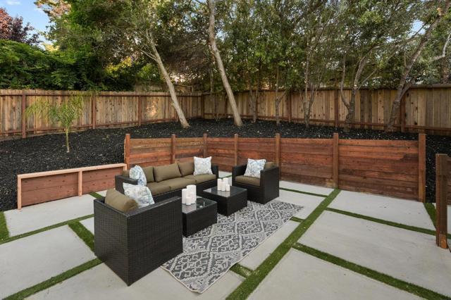 1560 Alturas Drive, Burlingame CA: https://media.crmls.org/mediaz/5c600b2c-4d9f-4009-a08e-9191c191bcd2.jpg