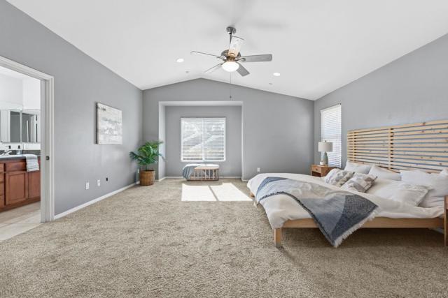 Detail Gallery Image 25 of 55 For 209 Journeys End, Vista,  CA 92083 - 4 Beds | 2/1 Baths