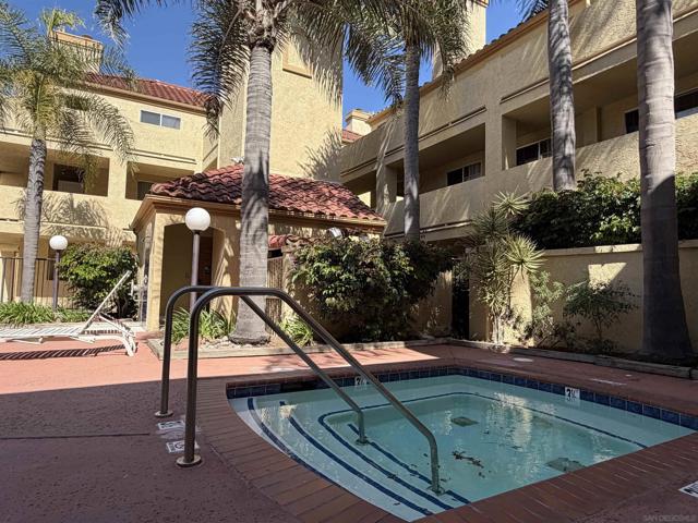 2057 Burton St, San Diego CA: https://media.crmls.org/mediaz/5c610277-c143-4d03-b68f-ecc6babc47ee.jpg