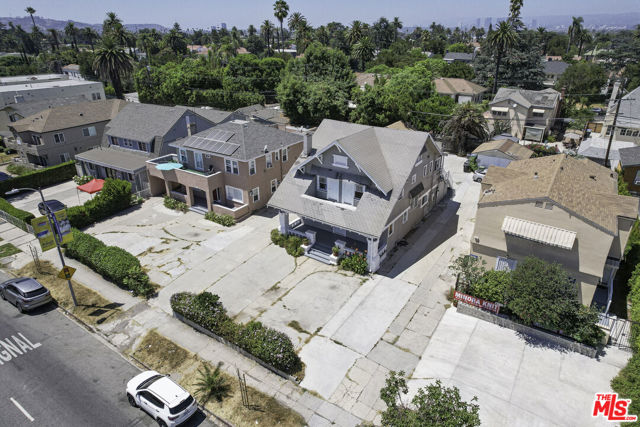 1717 Crenshaw Boulevard, Los Angeles, California 90019, 6 Bedrooms Bedrooms, ,3 BathroomsBathrooms,Single Family Residence,For Sale,Crenshaw,24429049