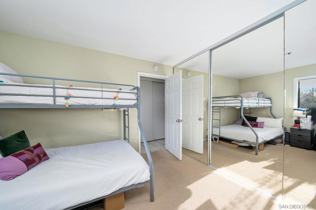 MLS #250032682SD img 14