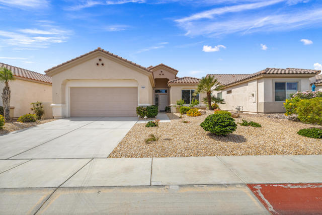 78687 Stansbury Court, Palm Desert CA: https://media.crmls.org/mediaz/5c62fab6-d635-4669-9777-4af407eb1845.jpg