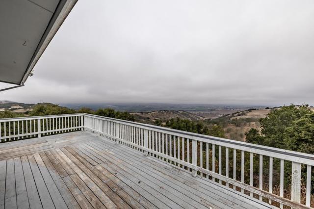 380 Hillside Road, San Juan Bautista CA: https://media.crmls.org/mediaz/5c6318b6-de32-47c5-b9e1-99f089e5926b.jpg