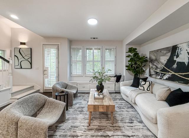 311 Geary Way, Mountain View CA: https://media.crmls.org/mediaz/5c6418f6-1299-4579-bb9e-4b80b3eb190d.jpg