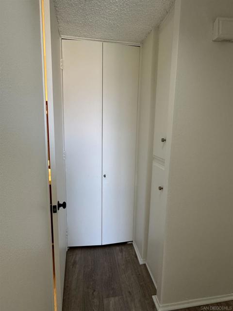 6455 La Jolla Blvd, La Jolla CA: https://media.crmls.org/mediaz/5c643602-1883-4b0b-bed4-ed016e259a24.jpg