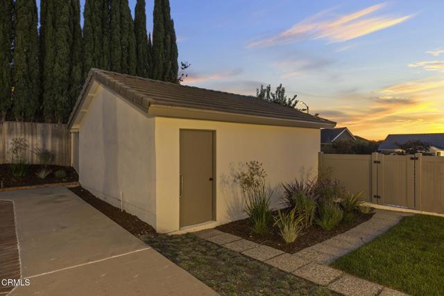 Detail Gallery Image 31 of 40 For 991 Emerson St, Thousand Oaks,  CA 91362 - 3 Beds | 2 Baths