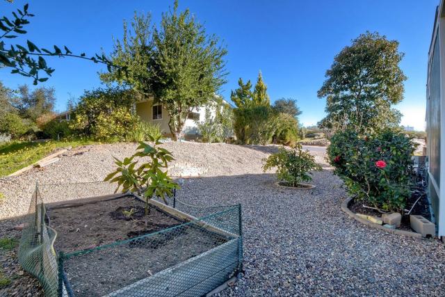 Detail Gallery Image 31 of 34 For 18218 Paradise Mountain Rd Spc 211 #LOT 211,  Valley Center,  CA 92082 - 2 Beds | 2 Baths