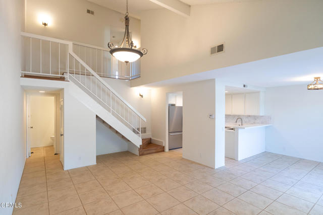Detail Gallery Image 2 of 26 For 3221 Harbor Bld, Oxnard,  CA 93035 - 3 Beds | 2/1 Baths