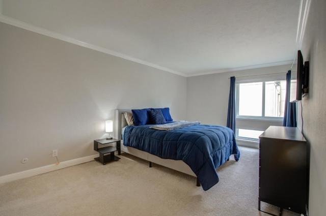 910 Beach Park Boulevard, Foster City CA: https://media.crmls.org/mediaz/5c665e5a-d66f-4247-a0ad-9ce48cbc190d.jpg