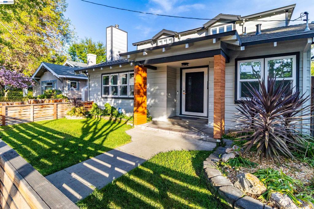 1158 Fremont St