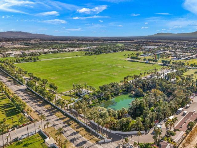 81514 Avenue 50, Indio CA: https://media.crmls.org/mediaz/5c67d8ee-7d62-4d6f-8572-3ceb23805ed0.jpg