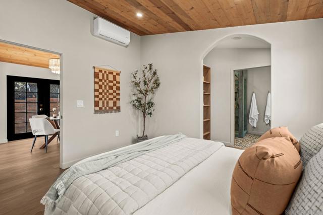 1566 Evergreen St, San Diego CA: https://media.crmls.org/mediaz/5c68b533-08e7-4198-af7a-5f3b29dd4ffc.jpg