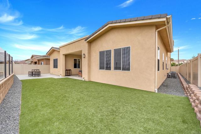 1228 Spivey Rd, Chula Vista CA: https://media.crmls.org/mediaz/5c6a3234-f0e6-46fd-8c9d-ff7758e99398.jpg
