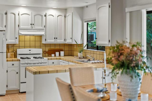 146 Aptos School Road, Aptos CA: https://media.crmls.org/mediaz/5c6a7feb-a805-4c3c-9f0c-634b4e1ab9ef.jpg