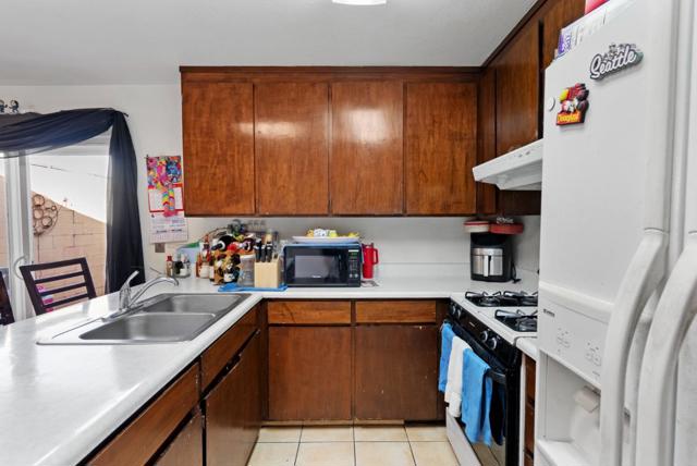 1780 Truckee, Salinas CA: https://media.crmls.org/mediaz/5c6af403-b730-49fe-99a6-efa8ec5e3e53.jpg