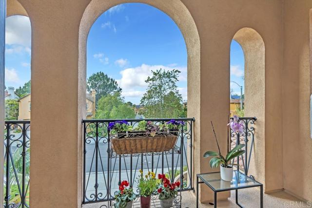 10495 Abalone Landing, San Diego CA: https://media.crmls.org/mediaz/5c6b59b8-9807-4608-b9ff-f3116b1b12cd.jpg