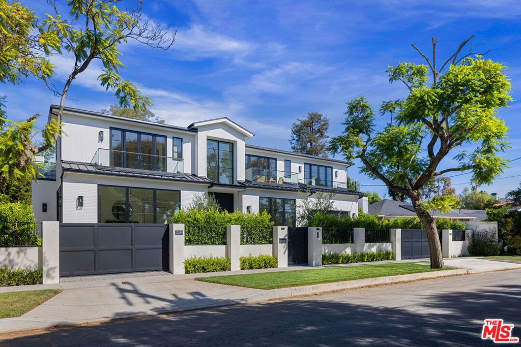 12041 Coyne Street — Contemporary