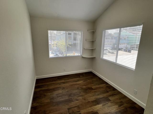 333 Highland Drive, Oxnard CA: https://media.crmls.org/mediaz/5c6b80c4-e450-4e7f-a834-0f435fd8ec50.jpg