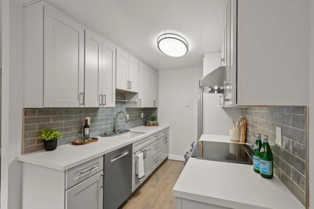 2466 W Bayshore Road, Palo Alto CA: https://media.crmls.org/mediaz/5c6b831e-f8a1-4c25-9248-2ac16f1d51ed.jpg