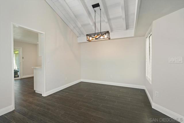 MLS #250043303SD image #8