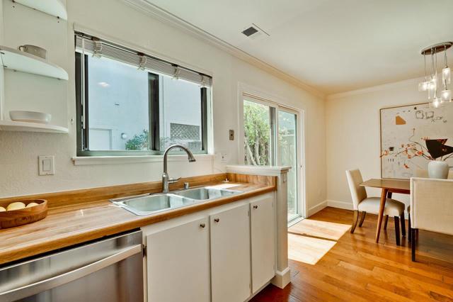 535 Boxleaf Court, San Jose CA: https://media.crmls.org/mediaz/5c6ba268-3794-420e-a45e-8c189a45092d.jpg