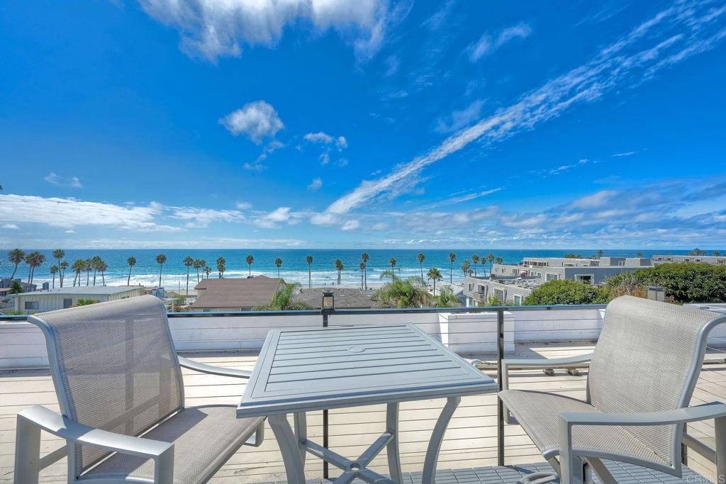 910 N Pacific Street #15