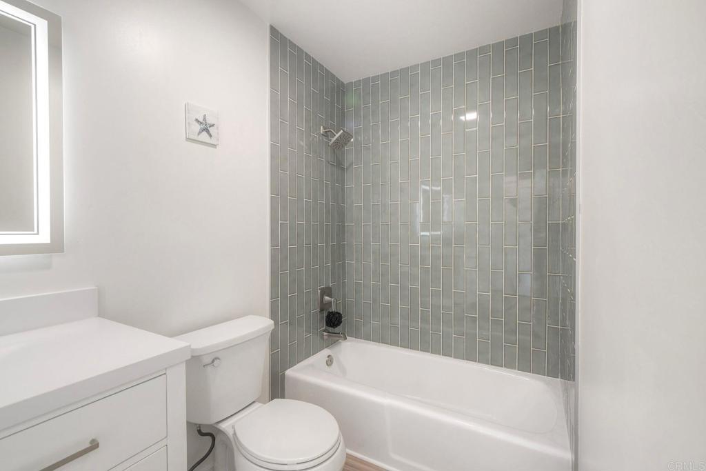 4705 Marina - photo 9
