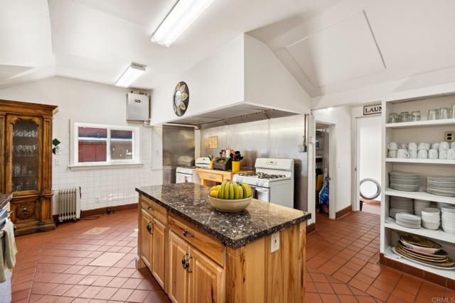 22228 Crestline Road, Palomar Mountain CA: https://media.crmls.org/mediaz/5c6e61e7-664f-4880-9370-d3a35fd2d417.jpg
