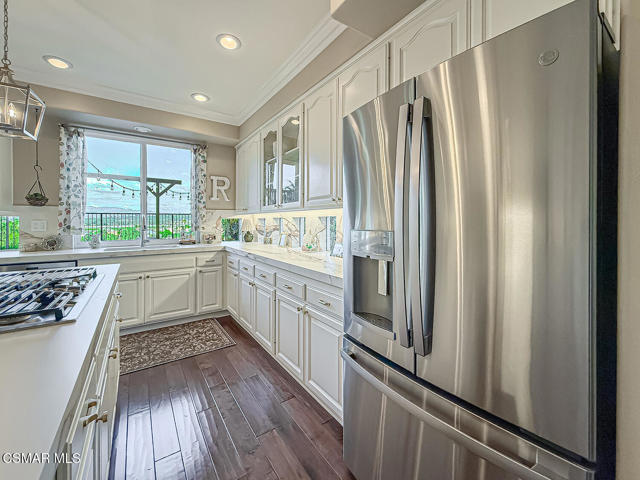 11535 Northdale Drive, Moorpark CA: https://media.crmls.org/mediaz/5c6f32dd-b03e-41e3-b8bd-24e6e6f74eaf.jpg