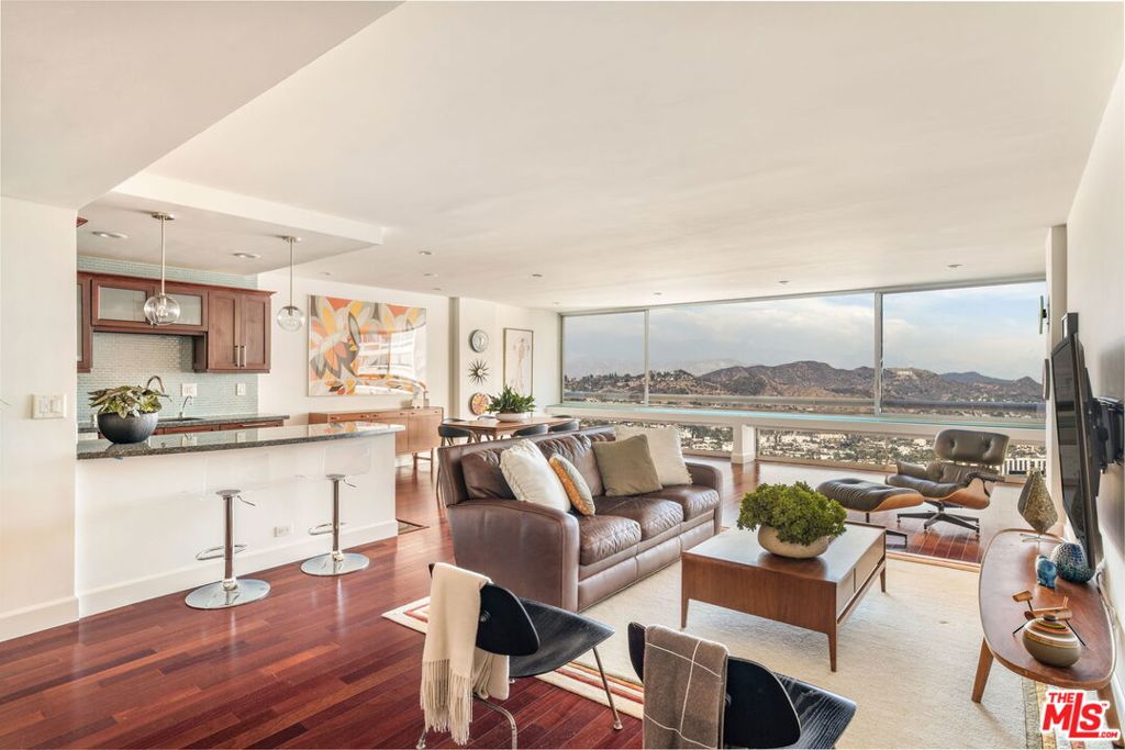 2220 Avenue Of The Stars #1803