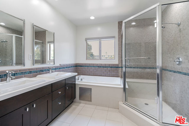 1409 Armacost Avenue, Los Angeles CA: https://media.crmls.org/mediaz/5c7193f4-93fd-4d12-944d-5f6eb5e8fb36.jpg