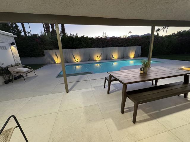 48335 Alan Circle, Palm Desert CA: https://media.crmls.org/mediaz/5c7228c8-5e29-4228-af6f-3b394d869064.jpg