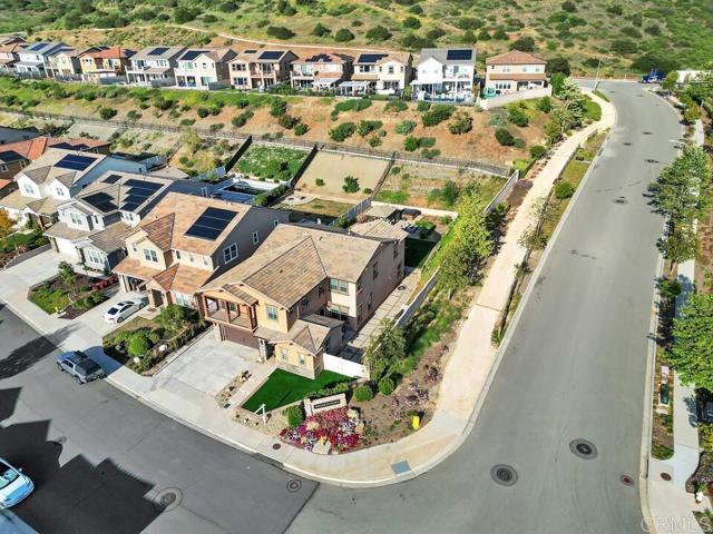 35805 E Shetland Hls, Fallbrook CA: https://media.crmls.org/mediaz/5c723fad-c4d5-40f5-964f-5fd9534f25f1.jpg