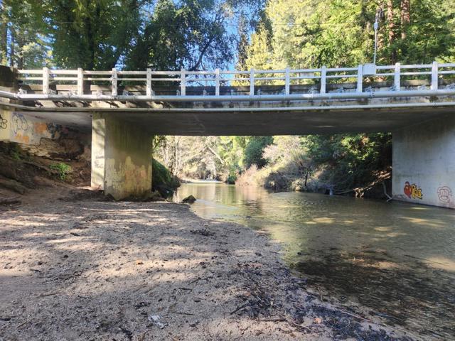 13330 Irwin Way, Boulder Creek CA: https://media.crmls.org/mediaz/5c7351b9-218a-4114-811b-895273c42f4d.jpg