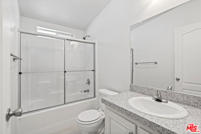 30473 Mulholland Hwy, Agoura Hills CA: https://media.crmls.org/mediaz/5c73ad81-ca92-4880-a875-648657ac9a5a.jpg