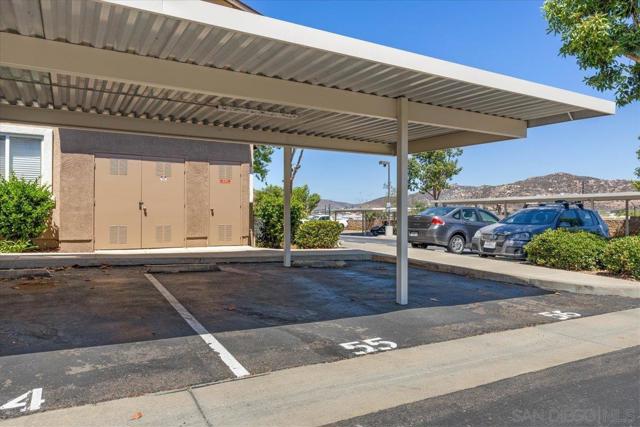 9728 Marilla Dr, Lakeside CA: https://media.crmls.org/mediaz/5c7528b2-6d0e-48ac-b638-767663894959.jpg