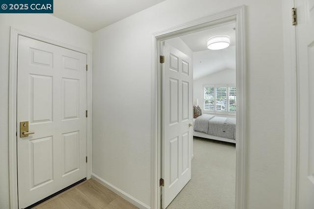 2504 Saklan Indian Dr, Walnut Creek CA: https://media.crmls.org/mediaz/5c754f43-ae11-4633-a8f0-df6e824da2dc.jpg