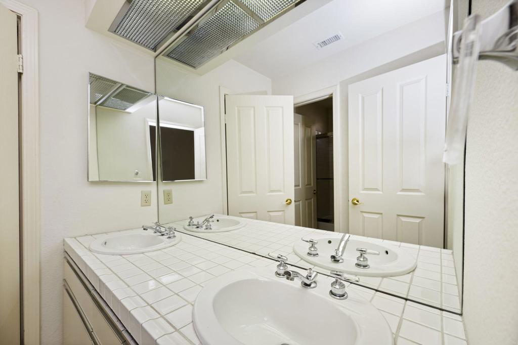 MLS #219136294DA image #25