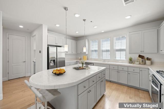834 Camden, Livermore CA: https://media.crmls.org/mediaz/5c781d9a-b51e-4842-b100-aec1af399ca2.jpg