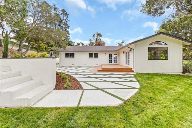 7183 Tustin Road, Salinas CA: https://media.crmls.org/mediaz/5c78bfe2-9299-46a0-861c-2fa70a44cdbc.jpg