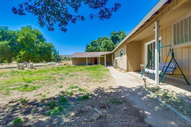 2920 Ribbonwood Rd, Boulevard CA: https://media.crmls.org/mediaz/5c78c63a-7a75-467f-93cb-7a0d2ca2cc12.jpg