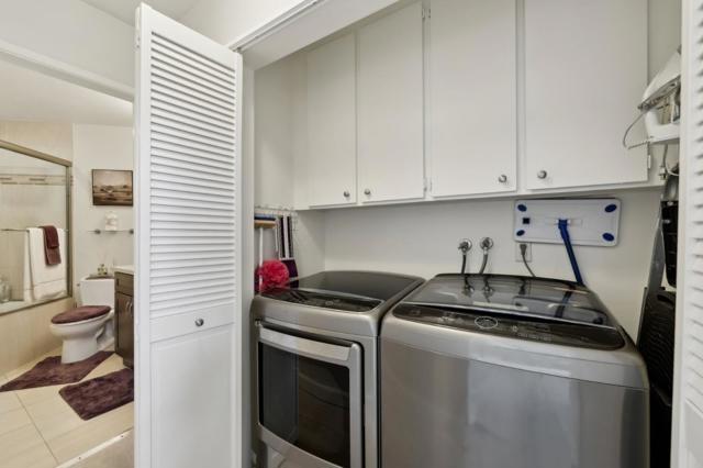 52 Cape Hatteras Court, Redwood City CA: https://media.crmls.org/mediaz/5c793299-395e-4a35-8034-f454d1703d08.jpg