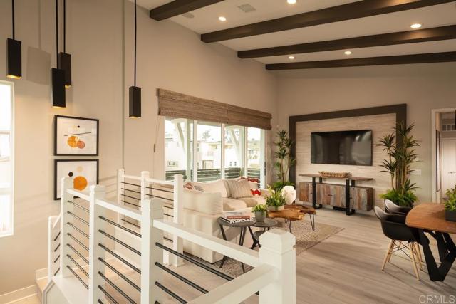 Detail Gallery Image 2 of 7 For 14501 Dunleer Way, San Diego,  CA 92126 - 3 Beds | 2 Baths