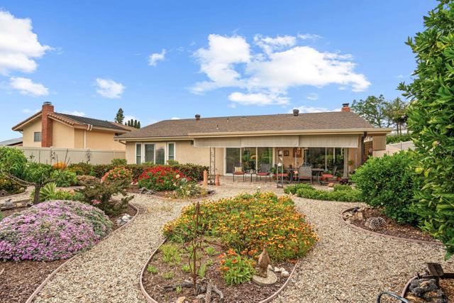 6034 Wenrich Drive, San Diego CA: https://media.crmls.org/mediaz/5c798124-7b70-4296-a86e-e30d91681d62.jpg