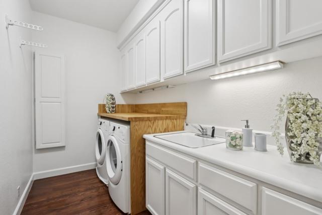 5090 Birkdale Way, San Jose CA: https://media.crmls.org/mediaz/5c7b26ee-c5b4-4120-abaa-dd59fffa1013.jpg